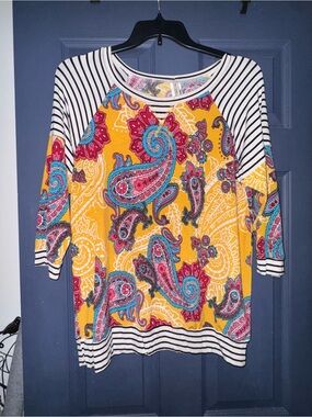 Women's Yellow Paisley Raglan Top with Striped Sleeves